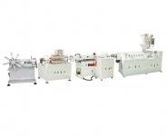 Corrugated pipe plastic moulding machine running water